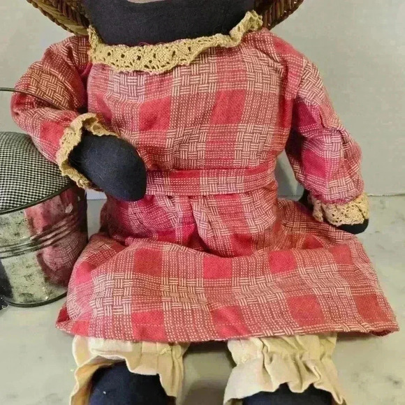 Vintage Fisherman's Wife Cat Doll from Collectors Medley - Picture 3 of 12